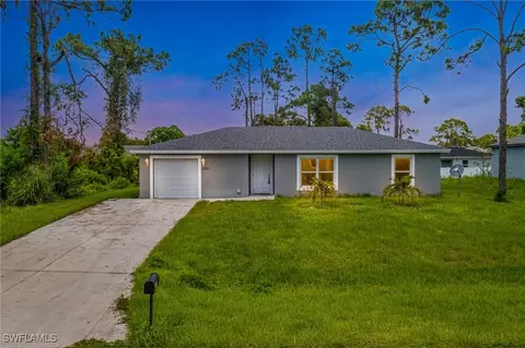 6202 Forest Ct, Labelle, FL 33935
