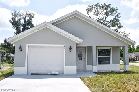 2375 Barden St, Fort Myers, FL 33916