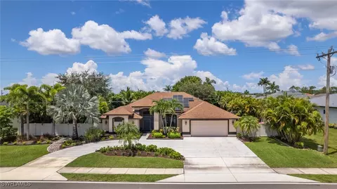 810 Nicholas Pkwy W, Cape Coral, FL 33991