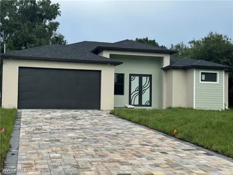 404 Desoto Ave, Lehigh Acres, FL 33972