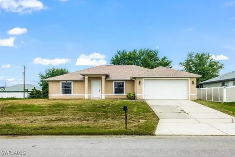 429 NW 7th St, Cape Coral, FL 33993