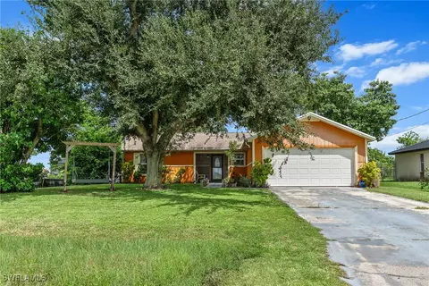 1171 NW 4th Pl, Cape Coral, FL 33993
