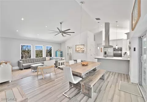 4797 Rue Helene, Sanibel, FL 33957