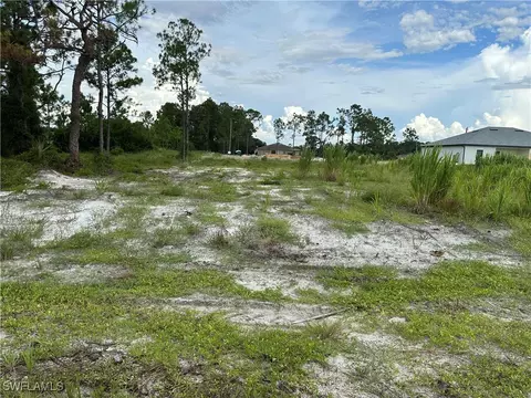 2119-2121 Wilson Rd, Lehigh Acres, FL 33973