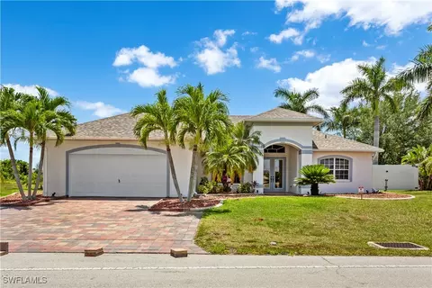 110 SE 16th Ter, Cape Coral, FL 33990