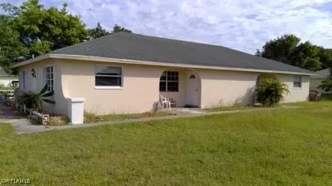 3011 Santa Barbara Blvd, Cape Coral, FL 33914