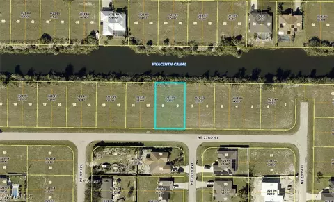 927 NE 23rd St, Cape Coral, FL 33909