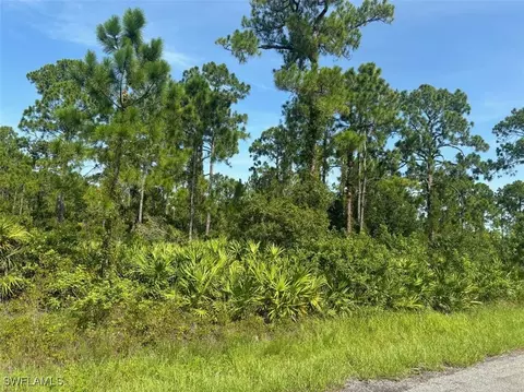 1213 Dixie Ave, Lehigh Acres, FL 33972