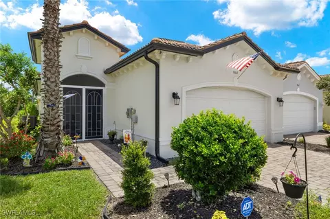 9063 Leatherwood Loop, Lehigh Acres, FL 33936
