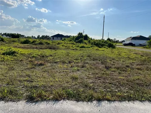 478 Rand St, Lehigh Acres, FL 33974
