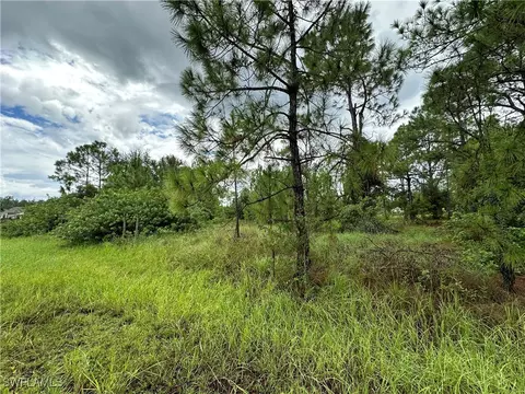 1423 Jefferson Ave, Lehigh Acres, FL 33972