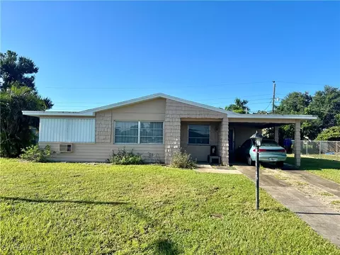 1114 Rushmore Ave N, Lehigh Acres, FL 33936