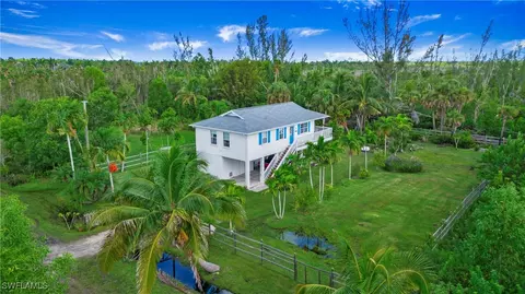 5532 Little House Ln, Bokeelia, FL 33922