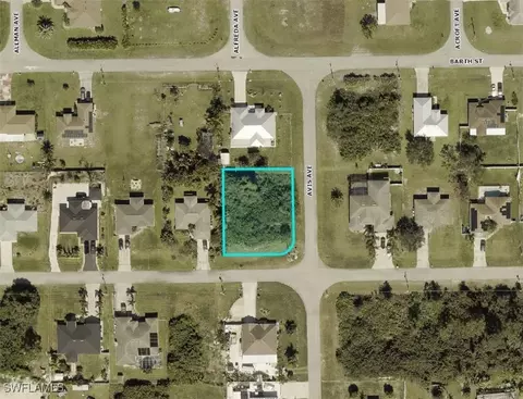 5534 Banning St, Lehigh Acres, FL 33971