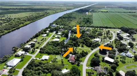 1079 Indian Mound Rd, Moore Haven, FL 33471