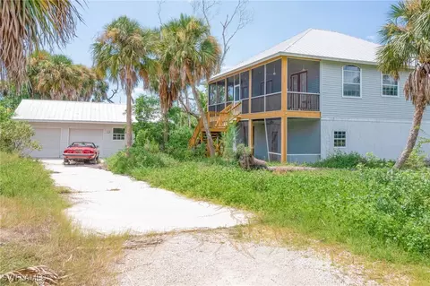 13251 Coral Dr, Fort Myers, FL 33908