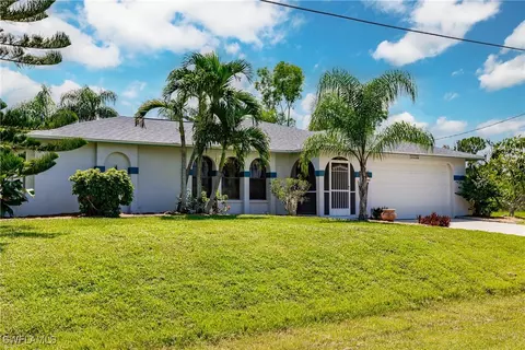 1819 NW 27th Pl, Cape Coral, FL 33993