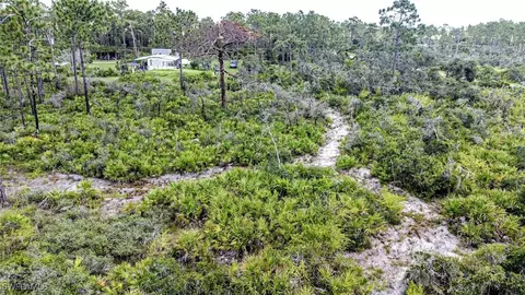 1275 Pine Ave, Labelle, FL 33935 photo 4