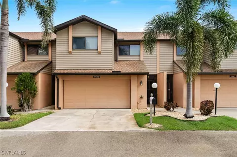 11685 Pointe Circle Dr, Fort Myers, FL 33908