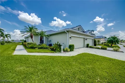 2649 Anguilla Dr, Cape Coral, FL 33991