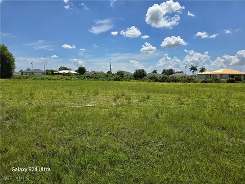 233 NW 24th Ave, Cape Coral, FL 33993