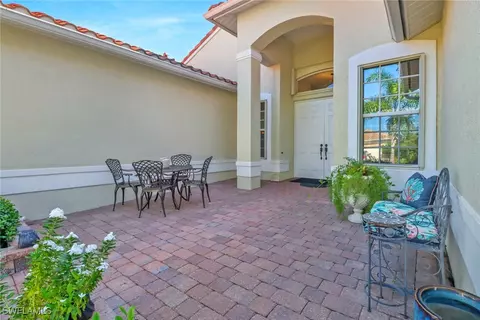 20520 Foxworth Cir, Estero, FL 33928 photo 3