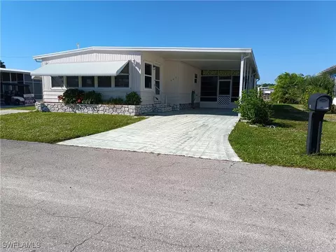 565 Peace Lake Ct, North Fort Myers, FL 33917