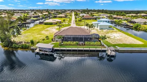 920 NW 39th Ave, Cape Coral, FL 33993