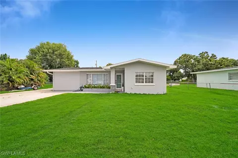 649 Canal Dr, North Fort Myers, FL 33903