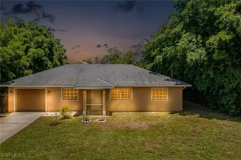 1123 Belgrave St, Fort Myers, FL 33913