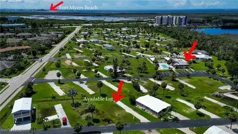 13641 Catbird Dr, Fort Myers, FL 33908