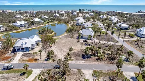 224 Daniel Dr, Sanibel, FL 33957