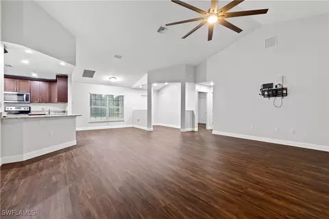 7609 2nd Pl, Labelle, FL 33935 photo 5