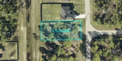 914 Aletha Ave S, Lehigh Acres, FL 33974