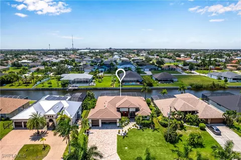 2124 SW 28th Ln, Cape Coral, FL 33914