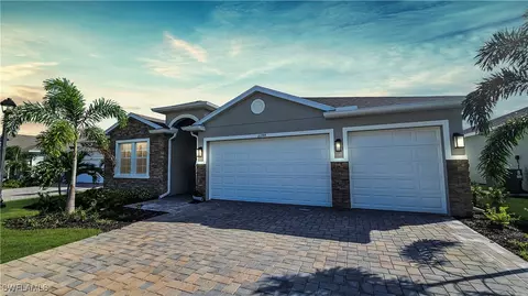16744 Elkhorn Coral Dr, North Fort Myers, FL 33903
