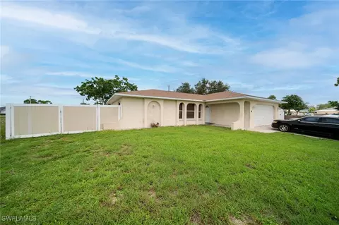 3308 SW 15th Pl, Cape Coral, FL 33914