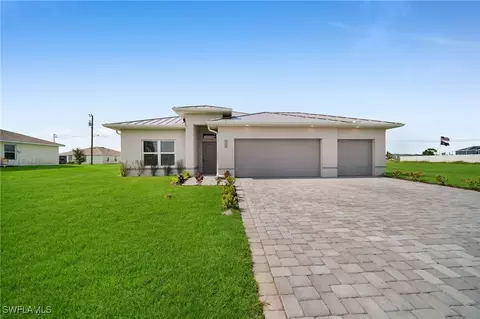 823 NE 7th Ave, Cape Coral, FL 33909