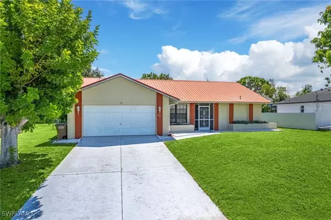 33 NE 9th Ct, Cape Coral, FL 33909