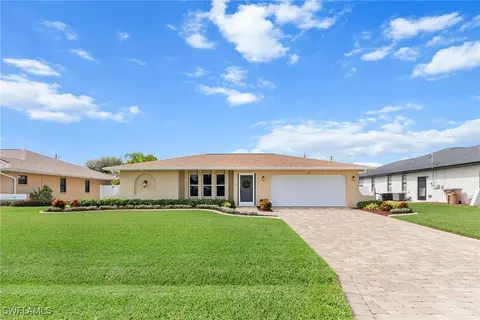 420 SW 38th St, Cape Coral, FL 33914