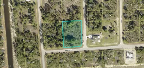 Corner Lot Randolph St E, Lehigh Acres, FL 33974