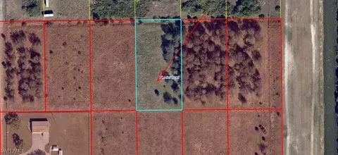 5 Th Pl, Labelle, FL 33935