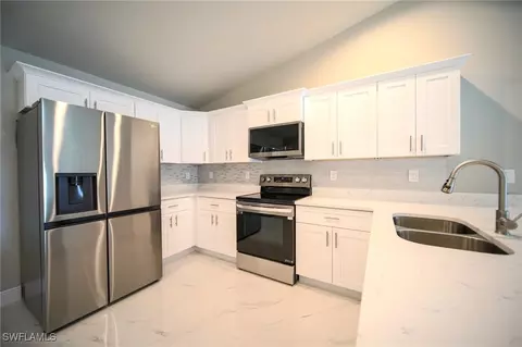 809 Bently St E, Lehigh Acres, FL 33974 photo 2