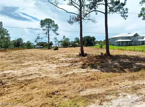 7763 19th Pl, Labelle, FL 33935 photo 4