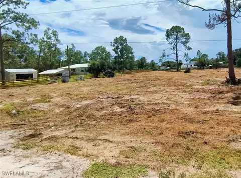 7763 19th Pl, Labelle, FL 33935 photo 5