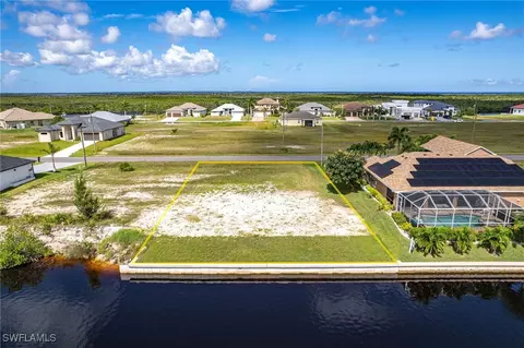 2843 NW 46th Pl, Cape Coral, FL 33993