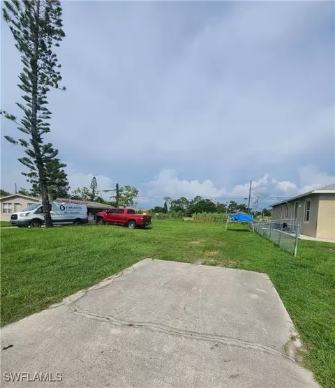 5535 9th Ave, Fort Myers, FL 33907