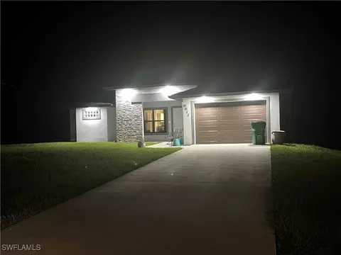 9014 E Castle Cir, Labelle, FL 33935