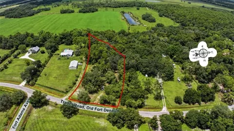 315 Trader Rd, Labelle, FL 33935