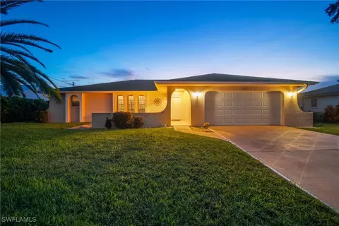 2602 SE 21st Pl, Cape Coral, FL 33904